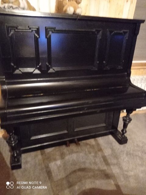 Pianino bardzo stare