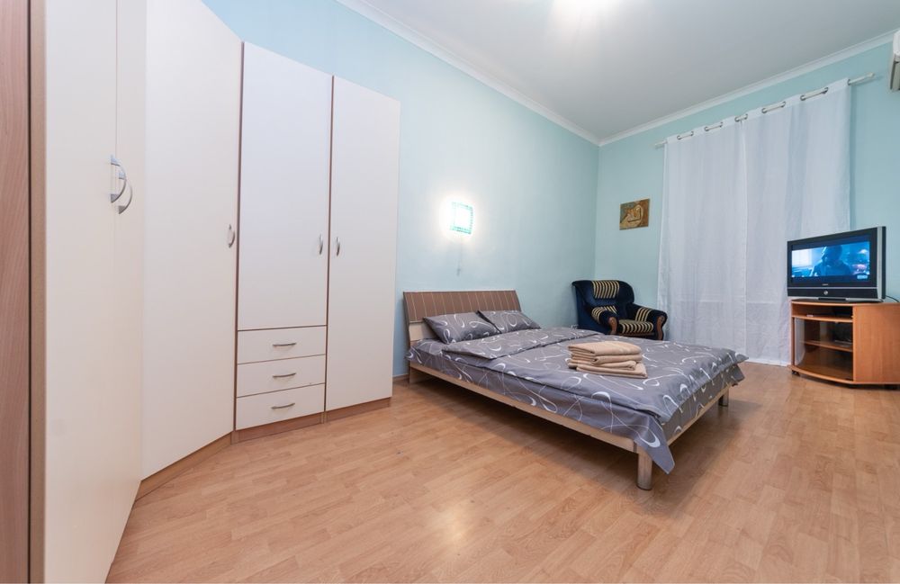 Посуточно , двухкомнатная , Майдан Независимости , ул. Софиевская 4