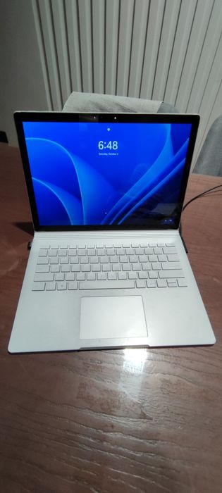 Продам Microsoft Surface Book