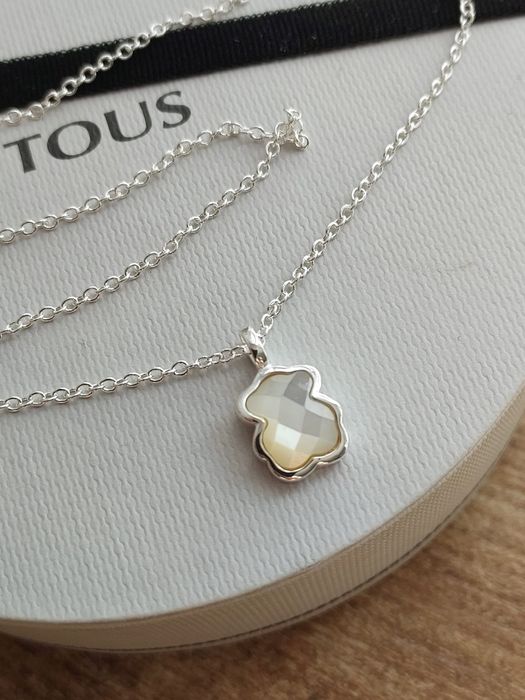 Łańcuszek z misiem masa perłowa