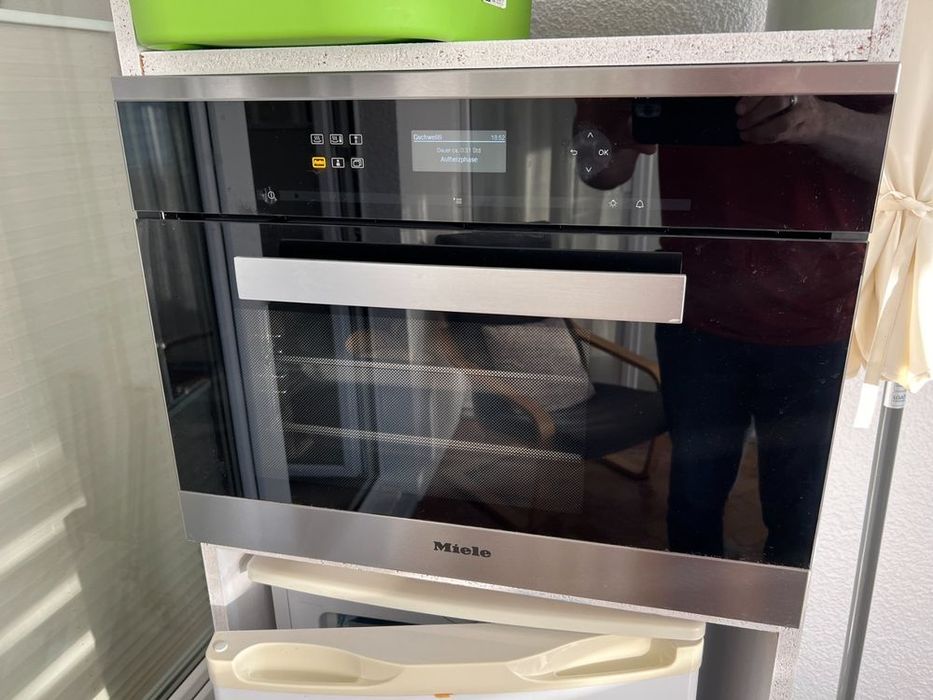 Parowar Miele do zabudowy