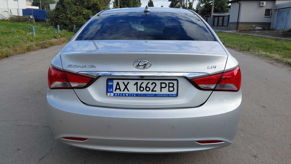Hyundai Sonata 2014р 2.0 Автомат газ пропан
