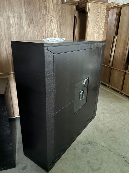 Vendo garrafeira em Carvalho nova.