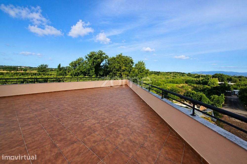 Apartamento T4 Bombarral — Bombarral E Vale Covo, Leiria
