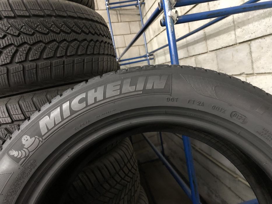 Літні шини 205/55 R17 (95V) MICHELIN