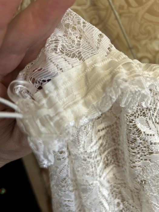 Занавески/ занавеси с креплением- цена за 2 штуки