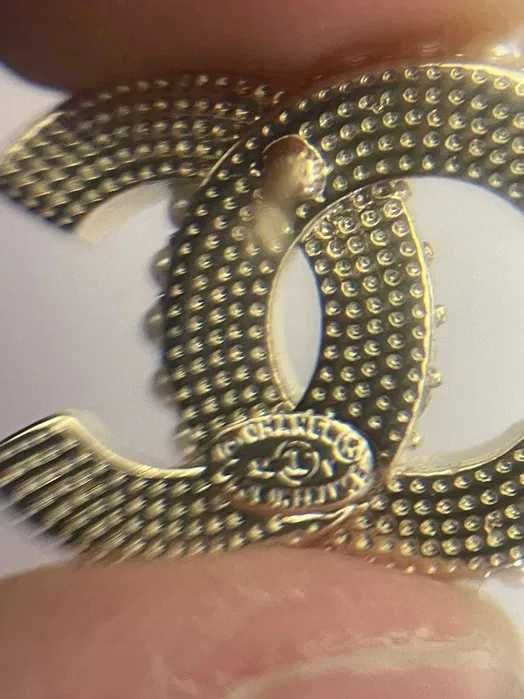 kolczyki złote chanel oryginalne nowe do uszu błyszczące