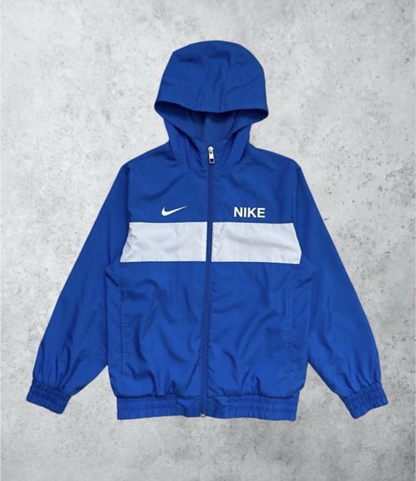 вітрівка Nike original на вік 10-12 років