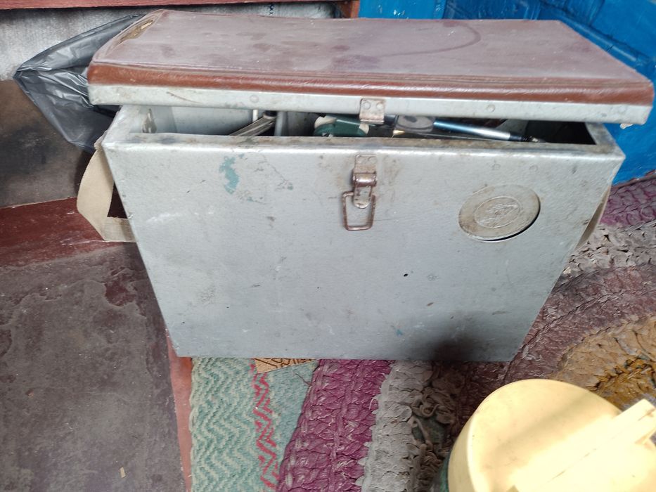 Продам рыбацкий ящик