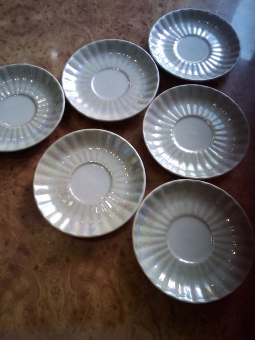 6 чашек  и 6 блюдец набор и блюдце отдельно