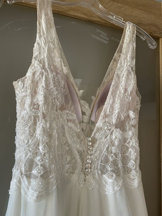 Suknia ślubna / rozmiar 36 / wesele