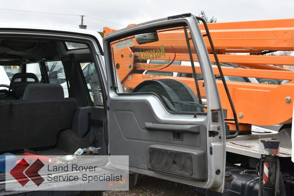 Klapa bagażnika Land Rover Discovery I różne kolory