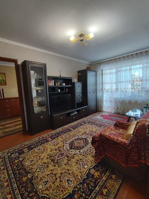 Продаж 2 кім кв в Новогуйвинську з АО