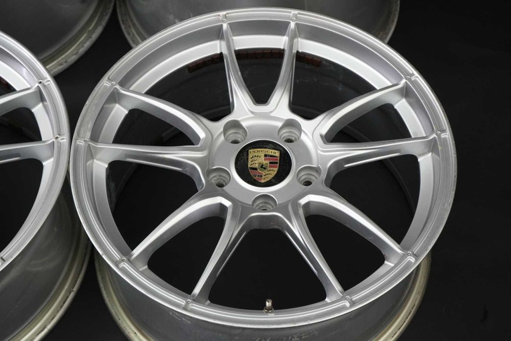 Alufelgi Felgi Motec MCR1 5x130 R19 Porsche