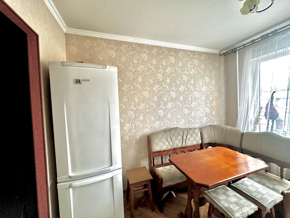 оренда кімнати (прохідна) для дівчини вул. Кульпарківська 133