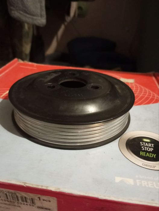 Шкив насоса гидро усилителя БМВ