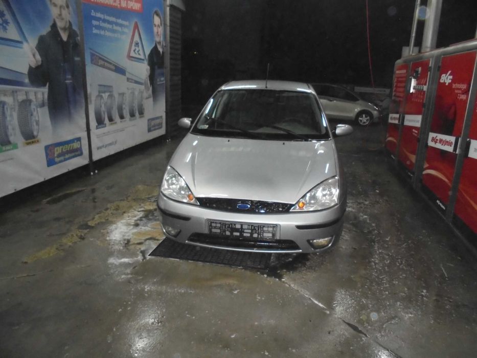 Ford Focus 1.8 tdci przeznaczone na części kolor srebrny
