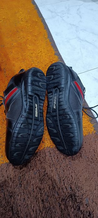 Sapato motard semi-novo