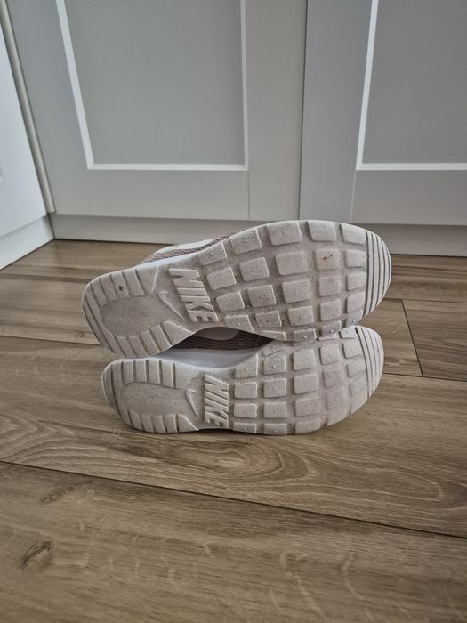 Buty Nike tanjun
