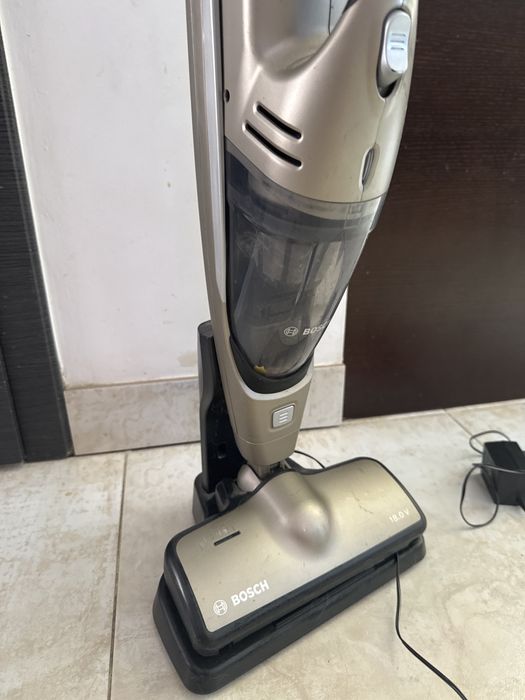 Reczny odkurzacz akumulatorowy Bosch move 2in1