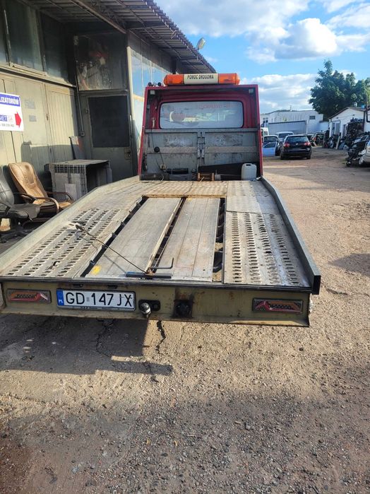 pomoc drogowa doka renault master 2,5 dci  ładowność 1450kg
