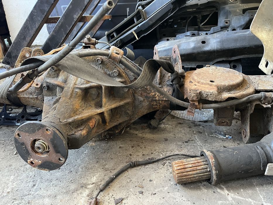 Задній міст hyundai terracan