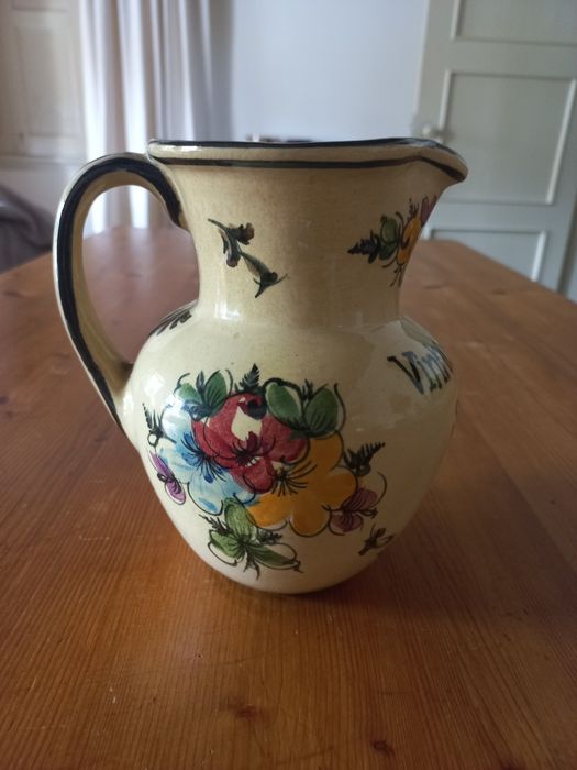 Rare Talking Jug446972935716229121