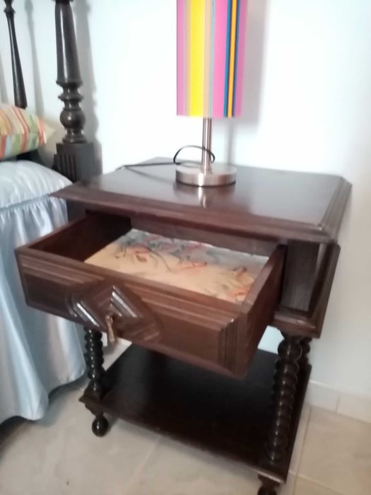 Camas de solteiro de corpo e meio