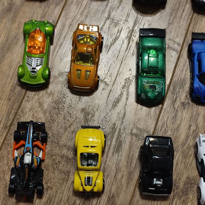 Машинки Хот Вілс Hot Wheels
