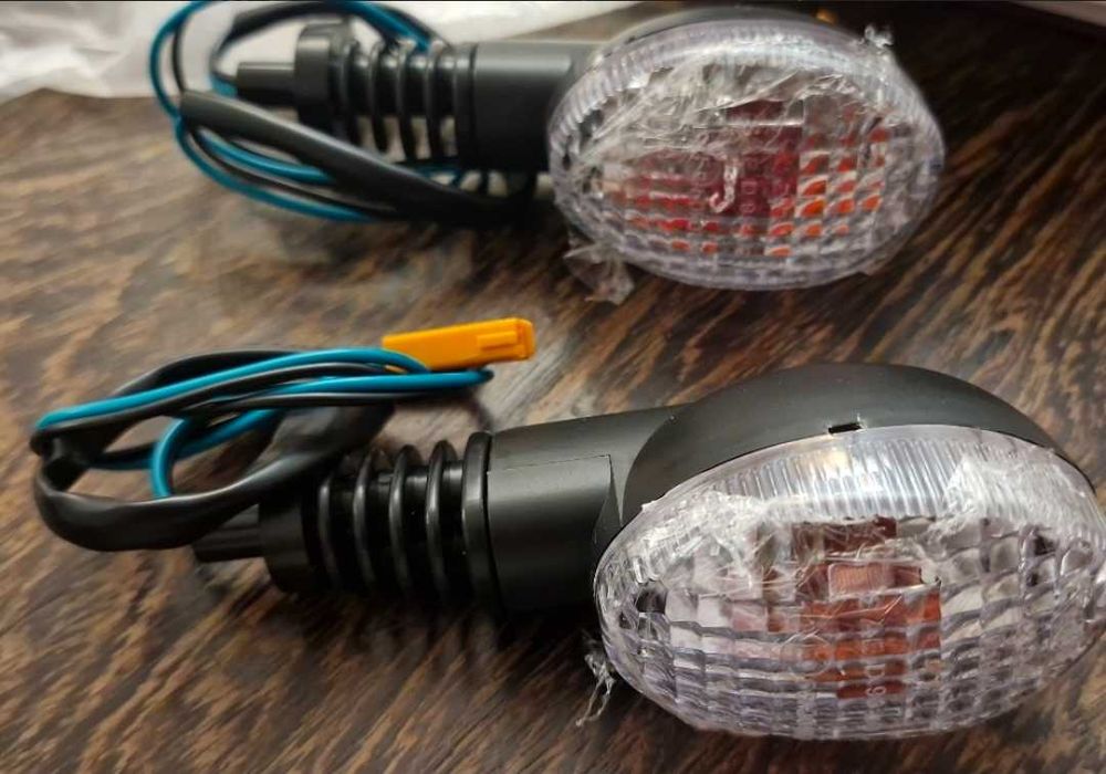 Par de Pisca Original Rinder 243 (Derbi Senda / Rieju / Suzuki RMX)