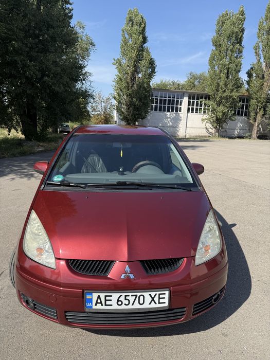 Mitsubishi Colt 2005 рік