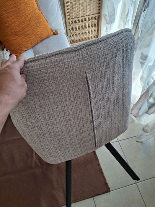Cadeirão em tecido como novo