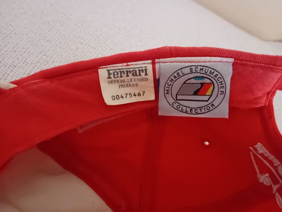 Chapéu/cap oficial da Ferrari/Michael Schumacher,  edição especial "Not for Sale", muito pouco usado, em excelentes condições.