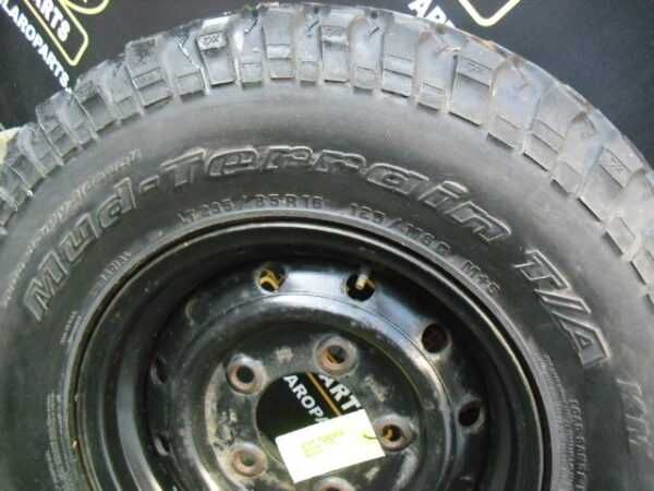 Land Rover Defender Jante WOLF com Pneu BF anr4583pm