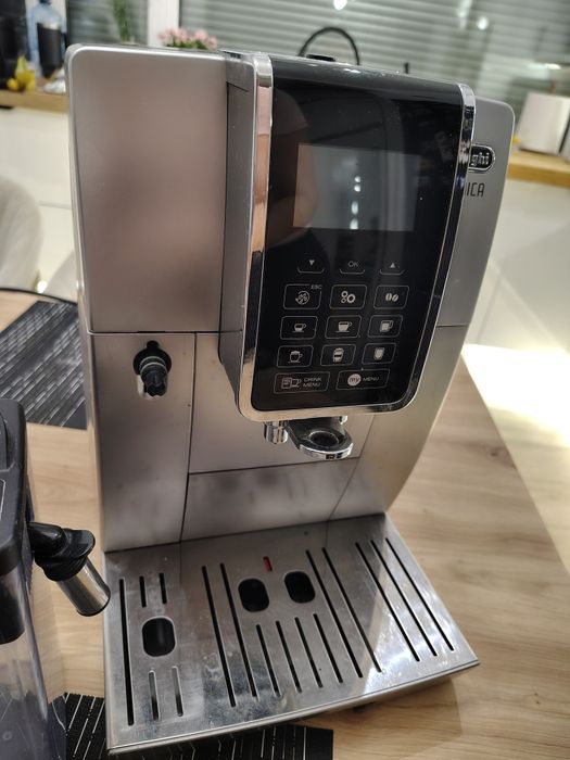 Express do kawy premium DeLonghi Dynamica