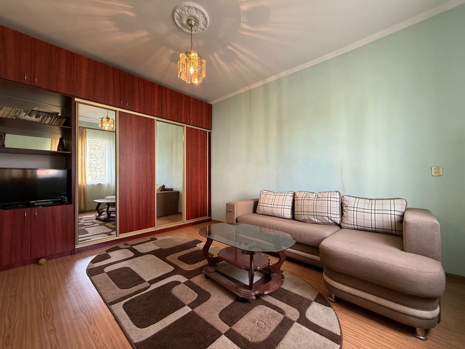 Половина Будинку в гарному районі міста. Ділянка 5 сот.!Вул.Бачинської