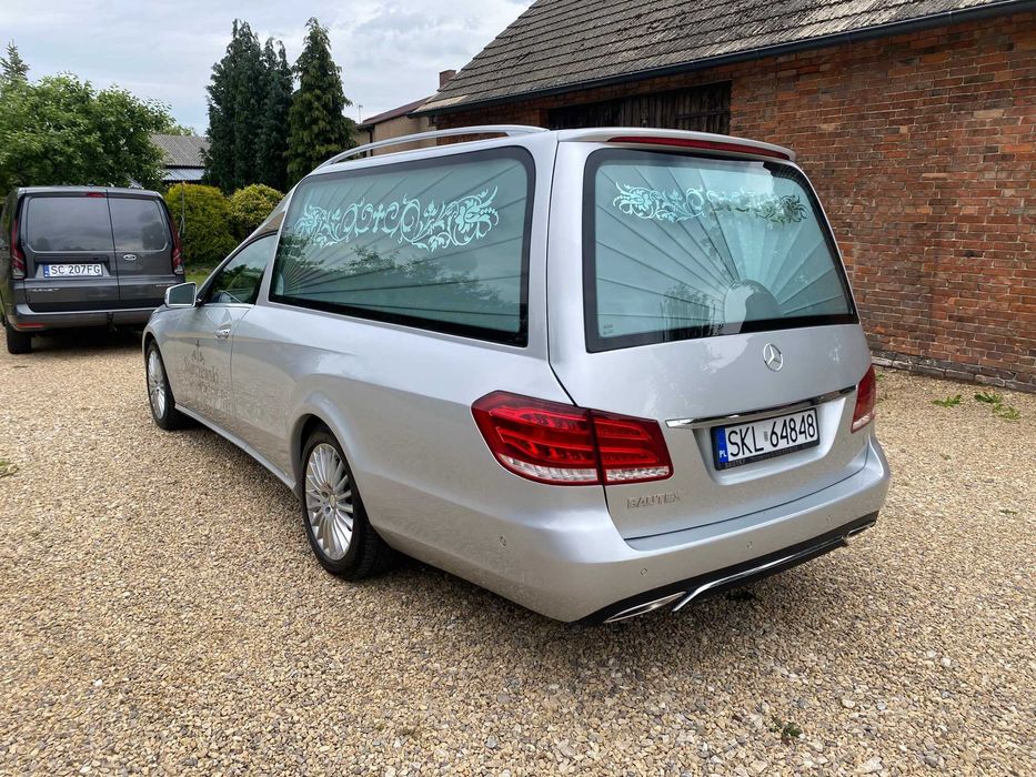 Karawan E klasa w 212 lift Bautex