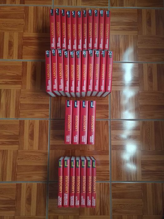Nova Enciclopédia Larousse – 22 volumes – Circulo de Leitores
