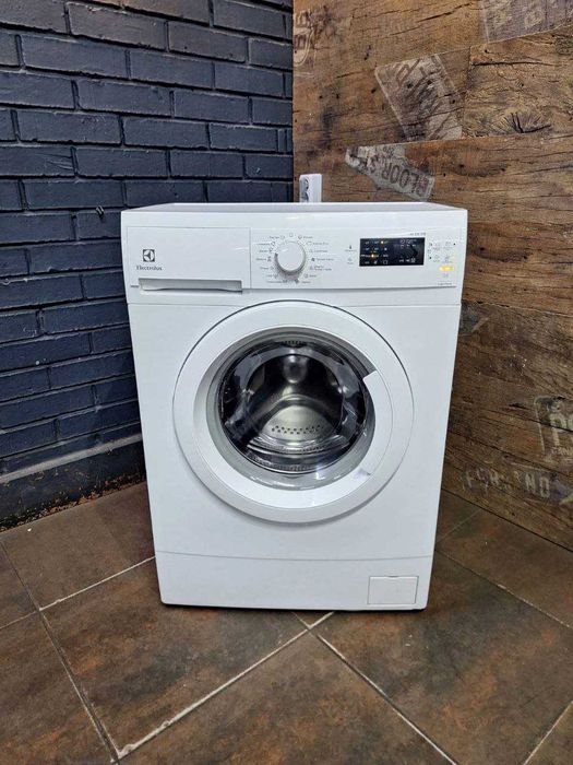 Стиральная  пральна Electrolux AEG L8FEC69P  автомат доставка гарантія