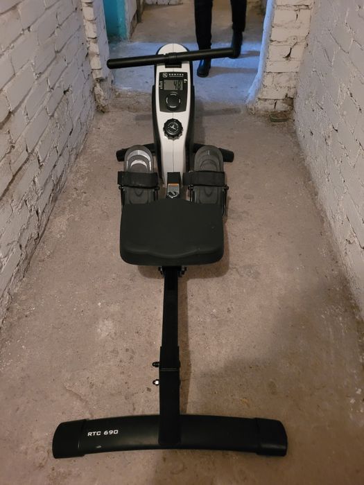 Wioślarz  Domyos RTC 690