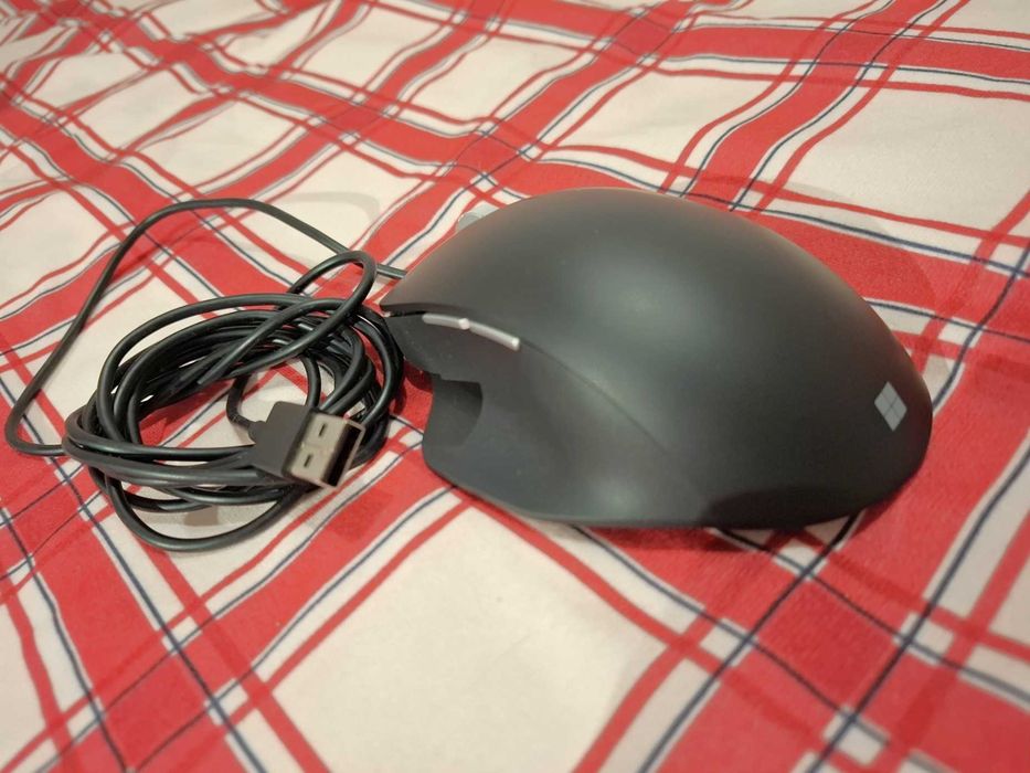 Mysz przewodowa Microsoft Ergonomic Mouse USB | Stan Idealny