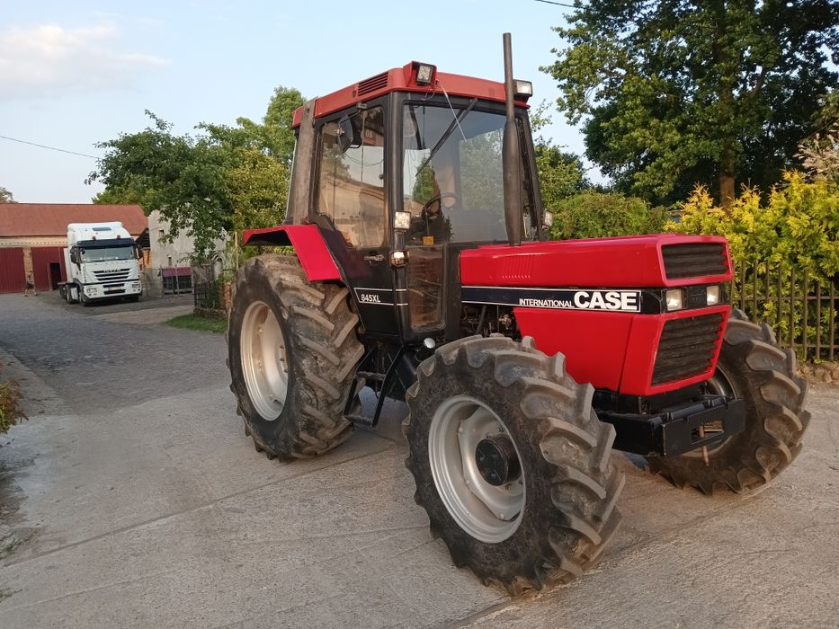 Sprzedam ciągnik Case  845XXL