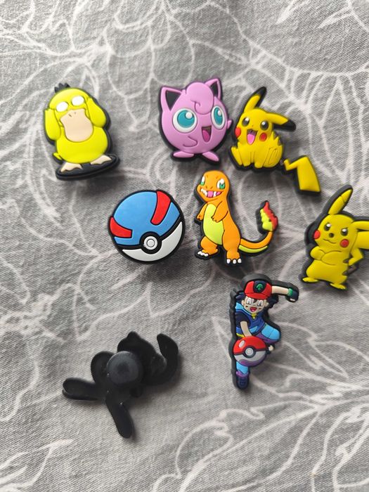 Nowe 8sztuk pokemon Pikachu  przypinki do crocs butów