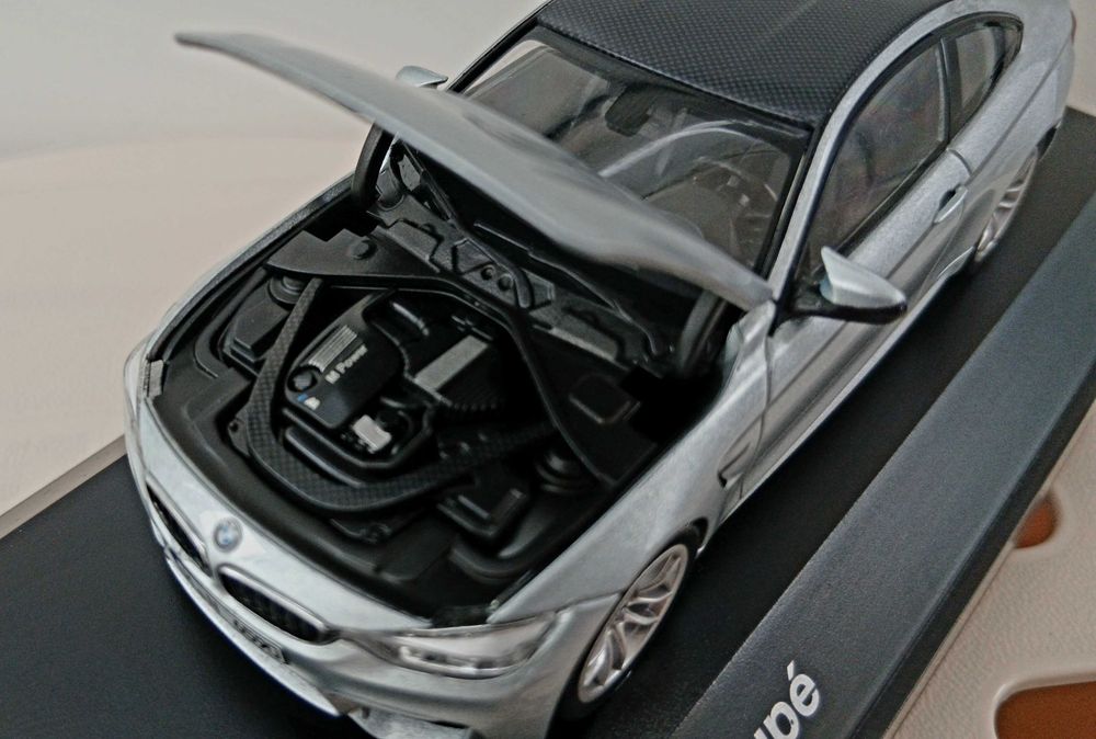 Miniatura Bmw M4 coupé