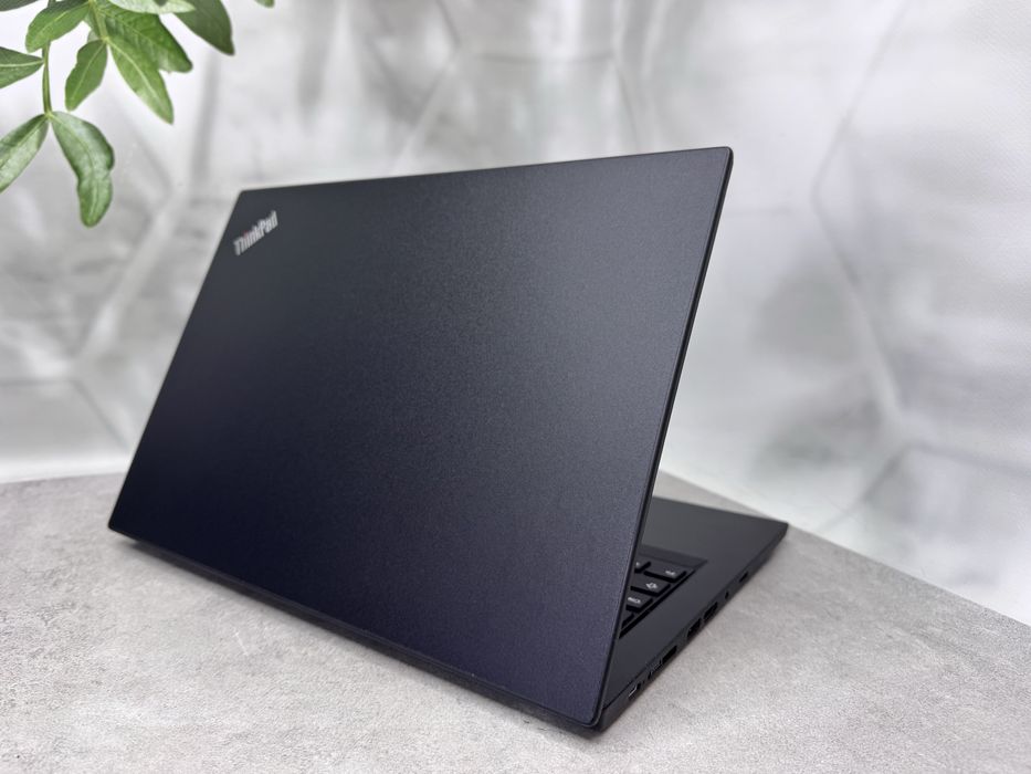 Ноутбук Lenovo ThinkPad T14 G1/Ryzen 5 Pro 4650U/6 ядер/16/256/14"/IPS