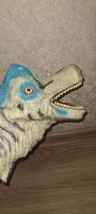 Маска динозавра , дракона