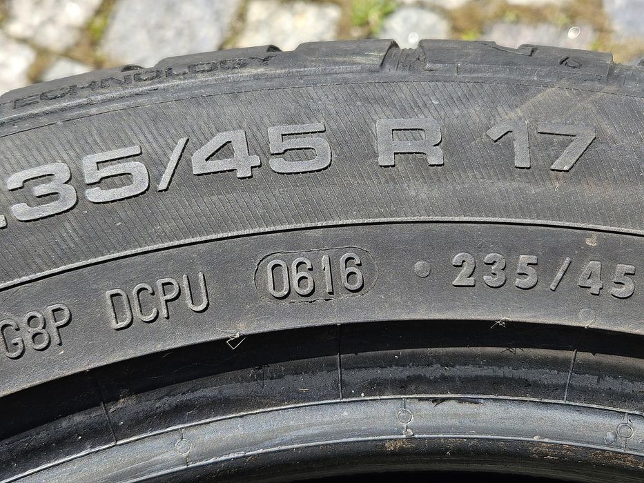 4x Opony letnie 235 45 R17 Uniroyal Rain Sport jak nowe