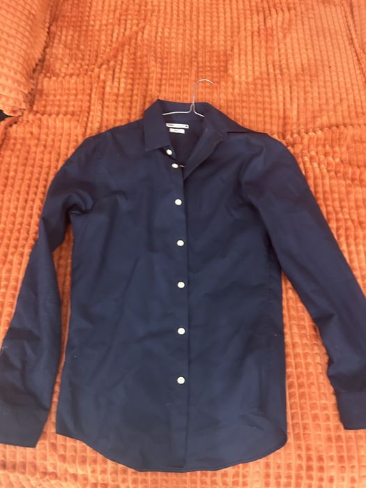 Granatowa koszula Zara elegan.