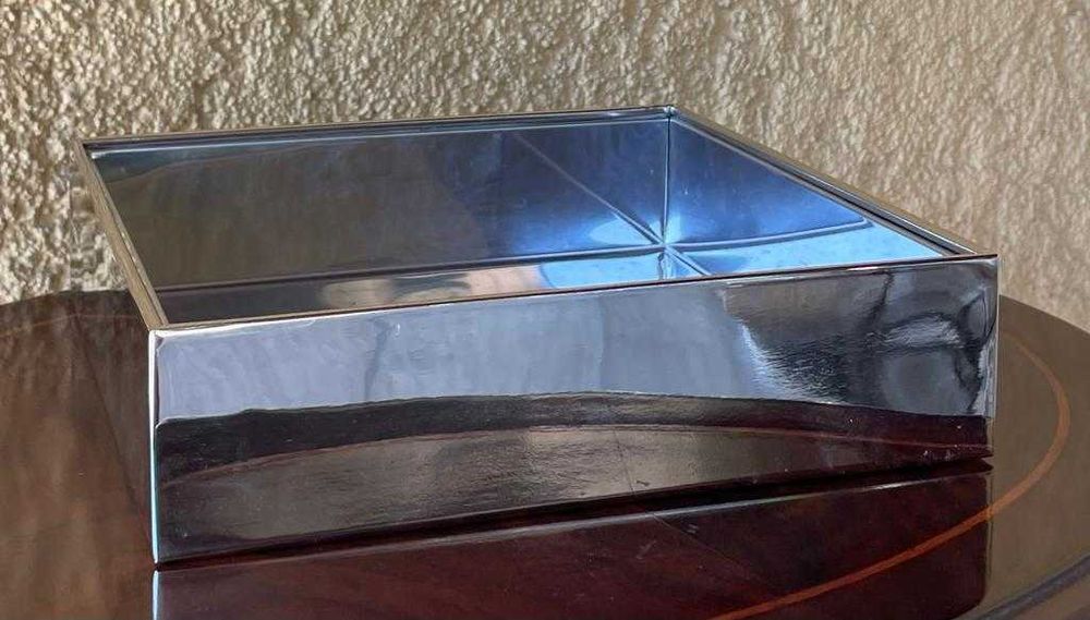 Base cromada com 22cmx22cmx5.5cm - Ref 050