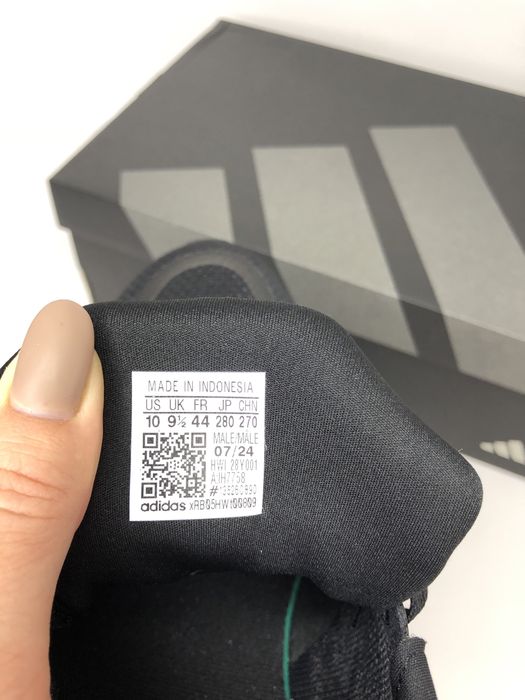Чоловічі кросівки adidas оригінал